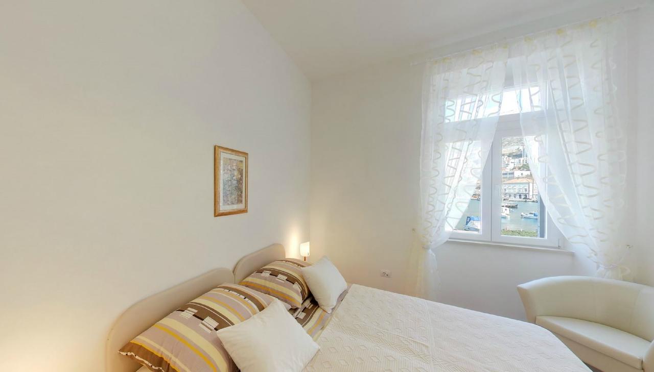 Apartment Mihe Дубровник Екстериор снимка