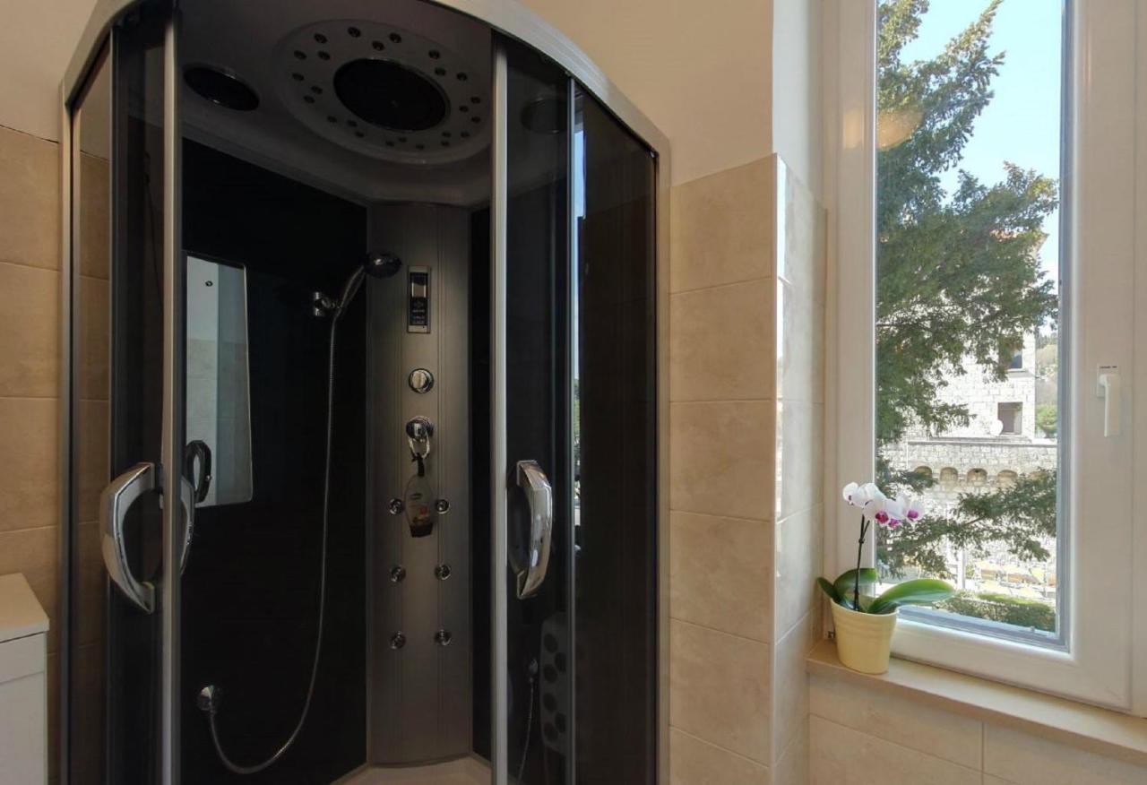 Apartment Mihe Дубровник Екстериор снимка